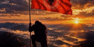 PDK: Ora e historisë, besojmë, ora e lirisë, UÇK – për jetë e mot!