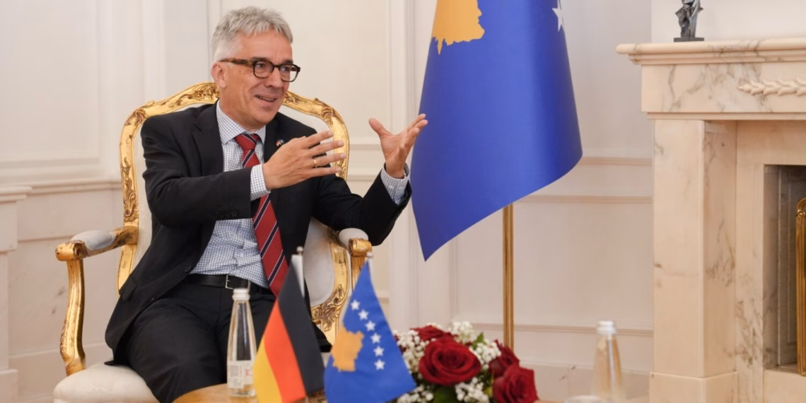Ambasadori gjerman: Aktgjykimi i Hagës s’i përjashton aktorët jugosllavë nga përgjegjësia për krimet në Kosovë