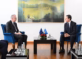 Kurti pret ambasadorin e ri të BE-së në Kosovë, diskutohet rruga drejt anëtarësimit