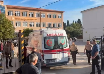 Të shtëna me armë zjarri në një shkollë të mesme në Turqi, 11 të plagosur