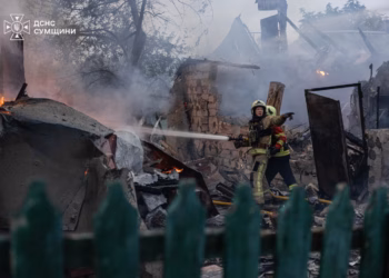 Sulmet ruse me raketa dhe dronë plagosin të paktën 19 persona në Ukrainë