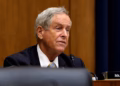 Joe Wilson: Vuçiq po tenton të bëhet kryeministër për të vazhduar sundimin e tij të korruptuar, si Putini