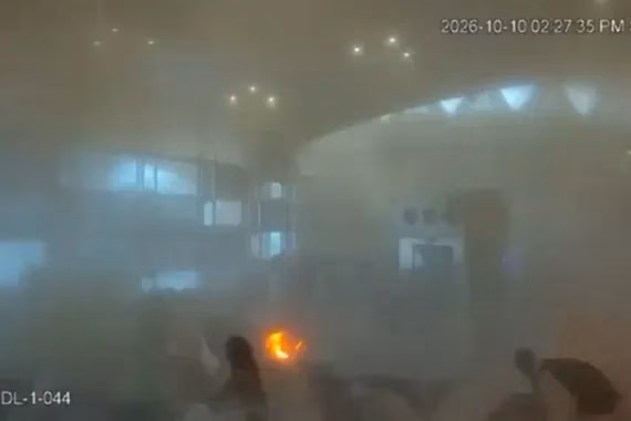 Sulme të reja në aeroportin e Riadit, një i vdekur dhe 11 të plagosur