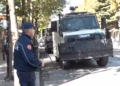 Protestuesit nisin marshimin drejt Ministrisë së Arsimit, policia rreshtohet para godinës