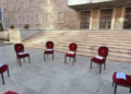 Rama vendos karrige para Kryeministrisë, thirrje studentëve: Dialog pa kushte