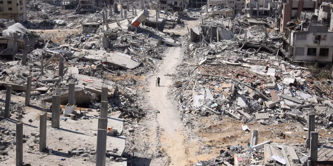 Të paktën katër të vrarë nga sulmet izraelite në Gaza, në trevjetorin e luftës