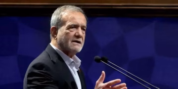 Presidenti iranian u bën thirrje vendeve myslimane për unitet kundër “agresionit” amerikano-izraelit