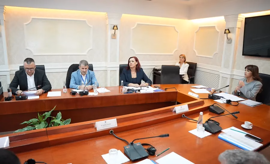 IKD-ja dorëzon në Kuvend nismën legjislative qytetare, të mbështetur nga 12 mijë e 120 qytetarë