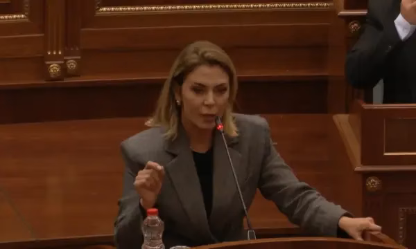 Deliu-Kodra pas vrasjes së Arlinda Zekajt: Shteti dështoi ta mbrojë, dikush duhet të japë dorëheqje