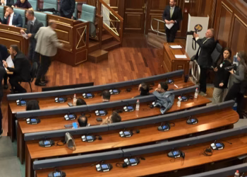 Deputetët e LDK-së nuk marrin pjesë në votimin për presidentin