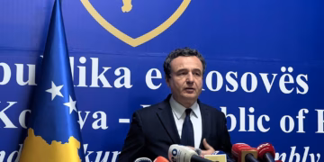 Kurti pyetet nëse ka biseduar me Justina Shiroka-Pulën të cilën e propozoi për presidente, kjo është përgjigjja