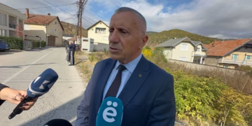 Shaip Kamberi voton në Tërnoc: Shqiptarët e kanë obligim moral, kombëtar e politik që të votojnë