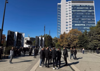 Fillojnë të mblidhen qytetarët në shesh
