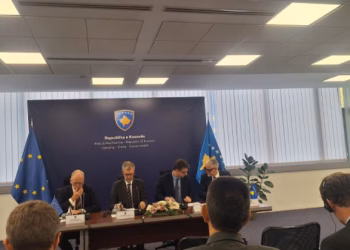 ​Kosova nënshkruan marrëveshjen mbi 40 milionë euro me Bankën Evropiane për Investime në sektorin e shëndetësisë