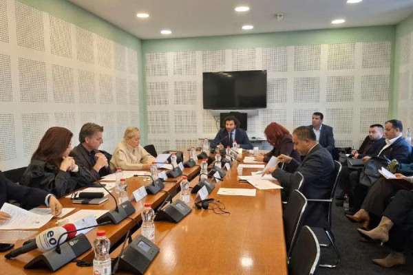 Komisioni për Kulturë, Sport dhe Rini miraton ndryshimet buxhetore për vitin 2026