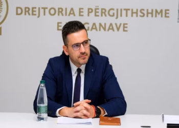​Dorëhiqet drejtori i Përgjithshëm i Doganave të Shqipërisë