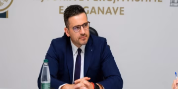​Dorëhiqet drejtori i Përgjithshëm i Doganave të Shqipërisë