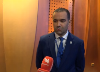 Zeka: Kosova të përshpejtojë reformat dhe investimet, partneriteti strategjik me SHBA-në lidhet me detyrimet ndaj pakicave