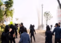 ​Tjetër përballje mes protestuesve dhe policisë, nis tensioni te Kryeministria në Tiranë