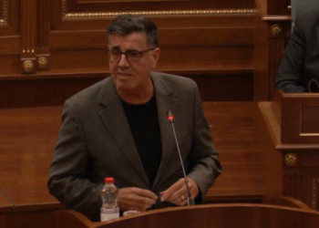 ​Vrasja e Arlinda Zekajt, Haziri kritikon qeverinë për dështim, reagon Haxhiu: Keni qeverisur, kurrë asnjë veprim