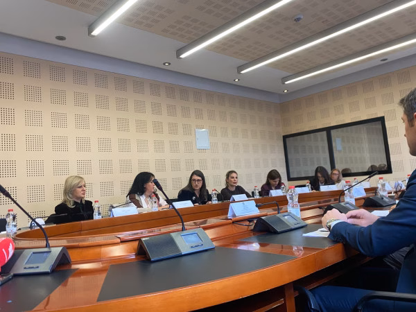 Gusia për vrasjen e Arlinda Zekajt: Urdhri mbrojtës duhej të përfshinte edhe kunatin, dështoi vlerësimi i rrezikut