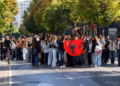 ​Studentët nuk lejojnë bashkimin e PD-së në protestën para Ministrisë së Arsimit