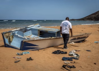 Të paktën 109 të vdekur nga përmbysja e një anijeje me emigrantë pranë Xhibutit