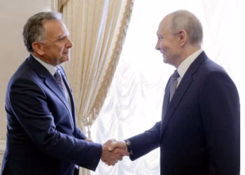 Putin urdhëron lirimin e amerikanit të burgosur gjatë takimit me të dërguarin e Trumpit