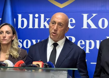 Haradinaj kritikon VV-në pas ndërprerjes së seancës: Ikja nga përgjegjësia para ligjit është e dënueshme