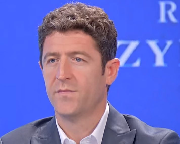Anëtarë të VV-së pjesë e stafit të presidentes,Hoti: Gjëra të vogla, mund të jetë nga urgjenca