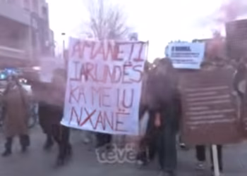 Prishtina marshon për Arlindën për të tretën ditë radhazi, në shesh vendoset tendë