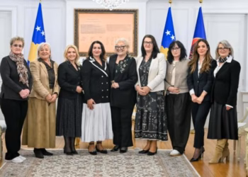 Presidentja Shiroka-Pula takon përfaqësueset e strehimoreve, në fokus mbrojtja e grave nga dhuna