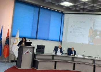 ASHAK dhe Fakulteti Ekonomik hapin konferencën ndërkombëtare për transformimin digjital dhe të gjelbër