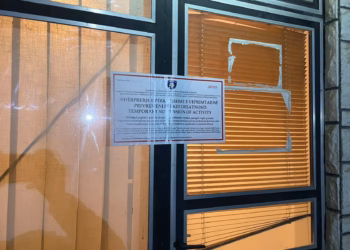 Mbyllet një biznes në Zubin Potok, një tjetër gjobitet për shërbim të alkoolit të miturve