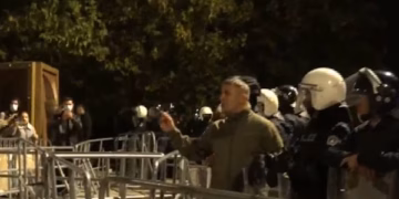 Komandanti i Policisë-protestuesve: Nuk tolerojmë njerëz me maska