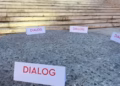  Rama fton sërish studentët për dialog, shton sofrën e gurtë para Kryeministrisë