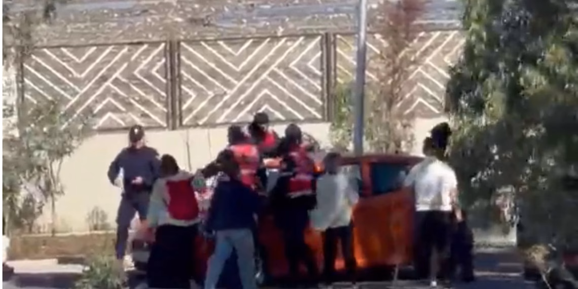 27 studentë në Durrës shoqërohen në polici pas përplasjes me efektivët