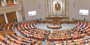 Parlamenti i Egjiptit miraton mbështetjen ushtarake ndaj Arabisë Saudite