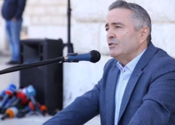 Pedagogët rikthehen në protestë, sindikata vendos bojkotin e mësimit në të gjitha universitetet