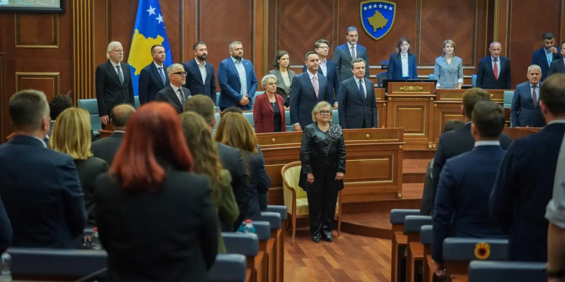 Oda Amerikane mirëpret konstituimin e plotë të institucioneve të Kosovës