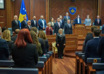 Oda Amerikane mirëpret konstituimin e plotë të institucioneve të Kosovës
