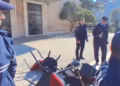 Studentët refuzojnë ftesën e Ramës për dialog, demolojnë karriget