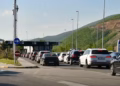 Përditësimi i fundit: Pritjet në pikën kufitare në Merdarë arrijnë deri në tri orë