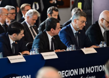 Kurti: Krimineli Radoiçiq bredh i lirë në publik dhe mbrohet nga Serbia