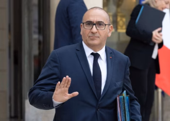 Ministri i Brendshëm francez pranon se policia “humbi kontrollin” gjatë protestave dhe ofron dorëheqjen