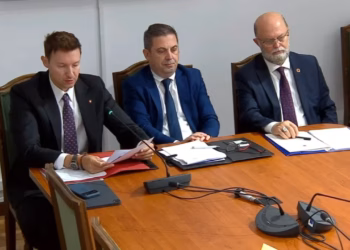Rokada diplomatike mes Prishtinës dhe Shkupit, Meidani në Komision: Është nder i madh të përfaqësoj Shqipërinë në Kosovë, mbaj me vete ADN e babait tim