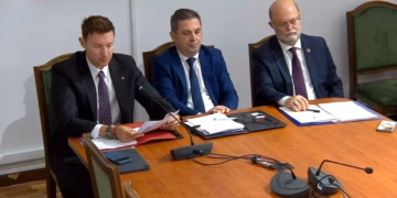 Rokada diplomatike mes Prishtinës dhe Shkupit, Meidani në Komision: Është nder i madh të përfaqësoj Shqipërinë në Kosovë, mbaj me vete ADN e babait tim