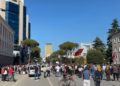 Protestuesit mblidhen para Kryeministrisë në ditën e tetë të protestës