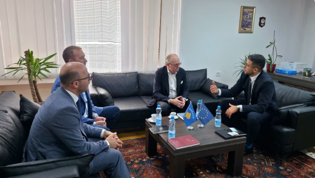 Prokuroria Speciale dhe përfaqësuesit e projektit të BE-së diskutojnë thellimin e bashkëpunimit