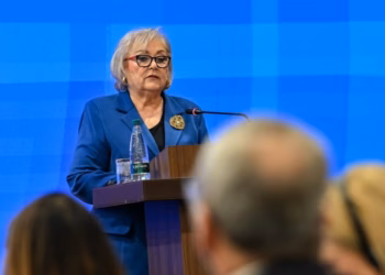 Shiroka-Pula mes liderëve botërorë në ceremoninë e 70-vjetorit të Revolucionit Hungarez
